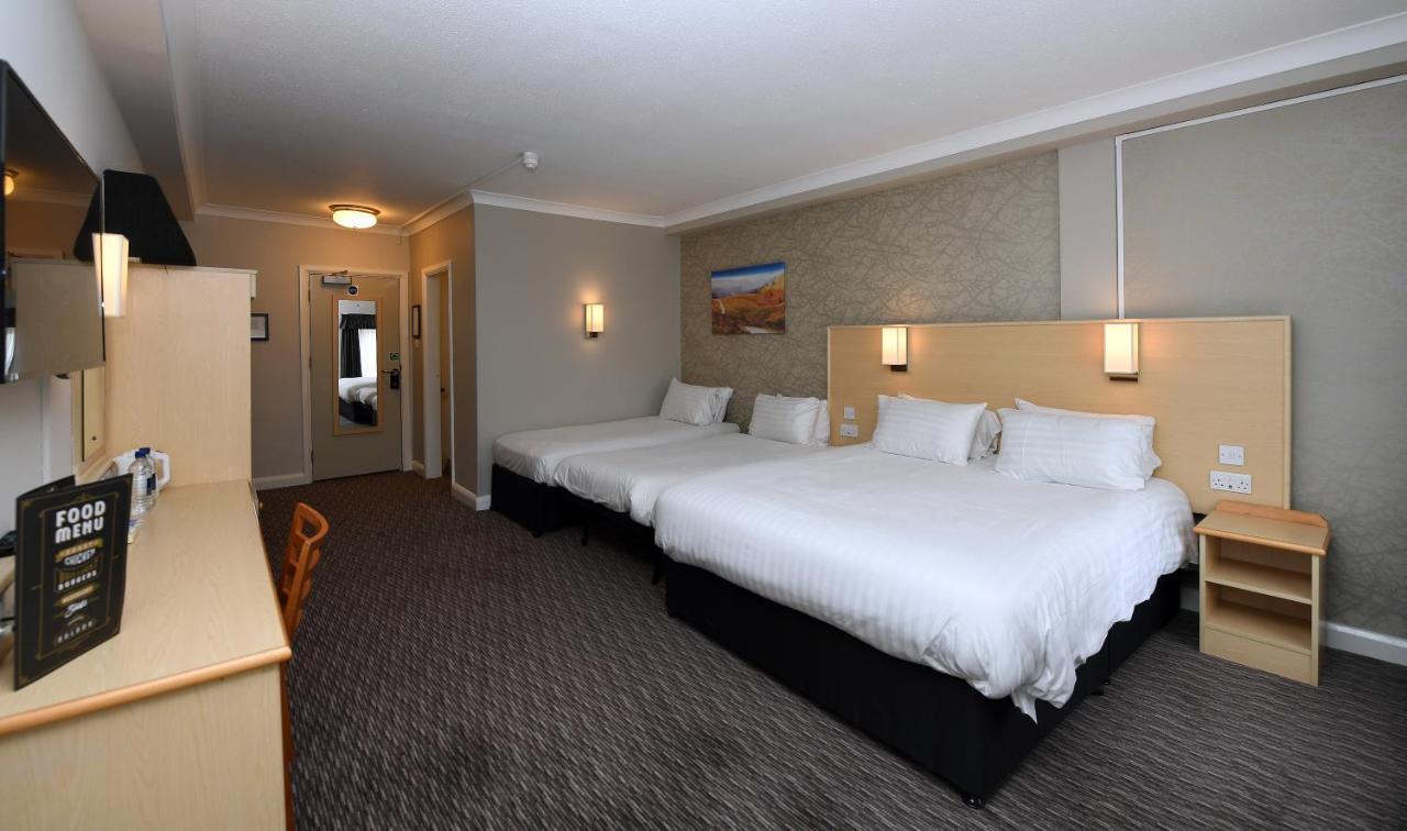 Wynnstay Arms, Wrexham By Marston'S Inns Extérieur photo